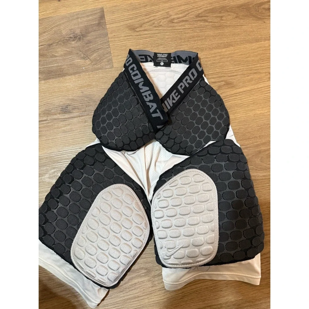 Nike Pro Combat‎ Hyperstrong Padded Football Compression Shorts (Men's Large)